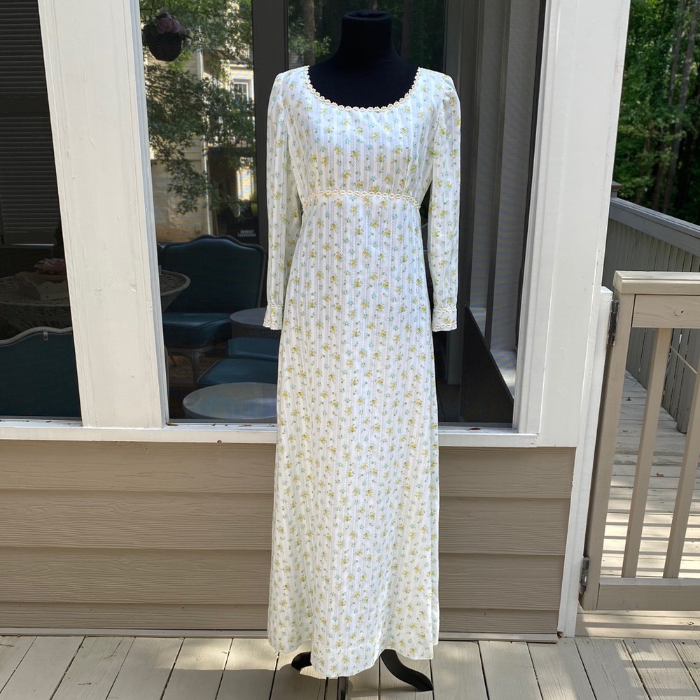 Vintage 60s 70s Regency Style Floral Maxi Dress